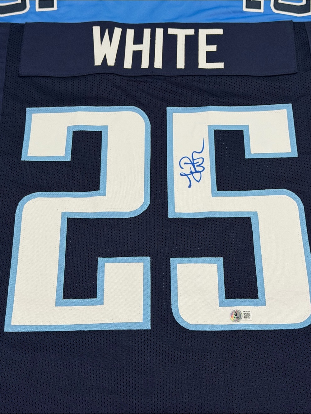 Lendable White Auto Beckett Witness - Picture 3 of 3